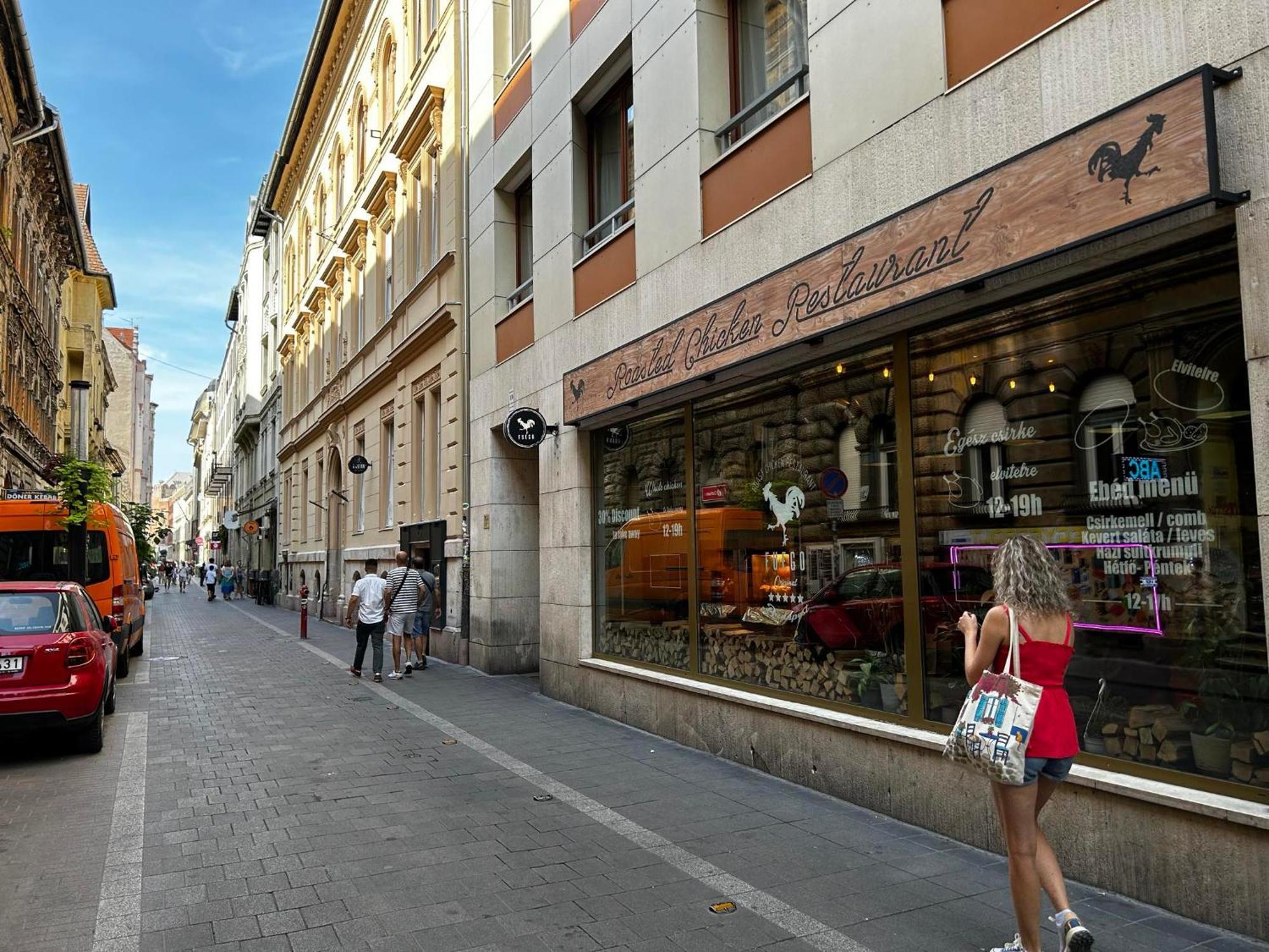 Exclusive * Budapesta